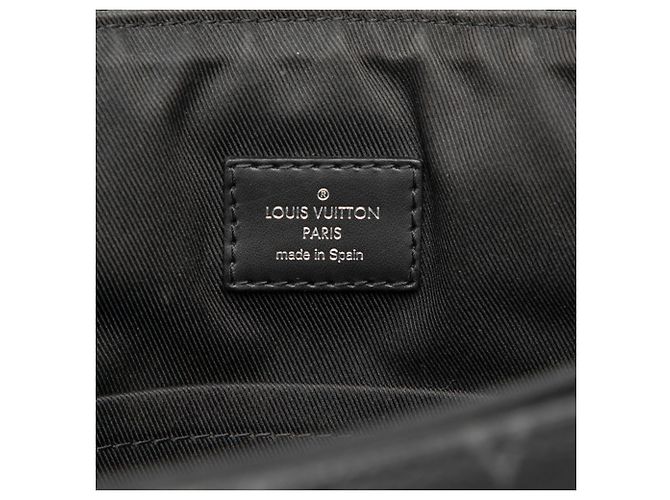 Borsa a tracolla Louis Vuitton Monogram Eclipse District MM NM Nero - vista 5