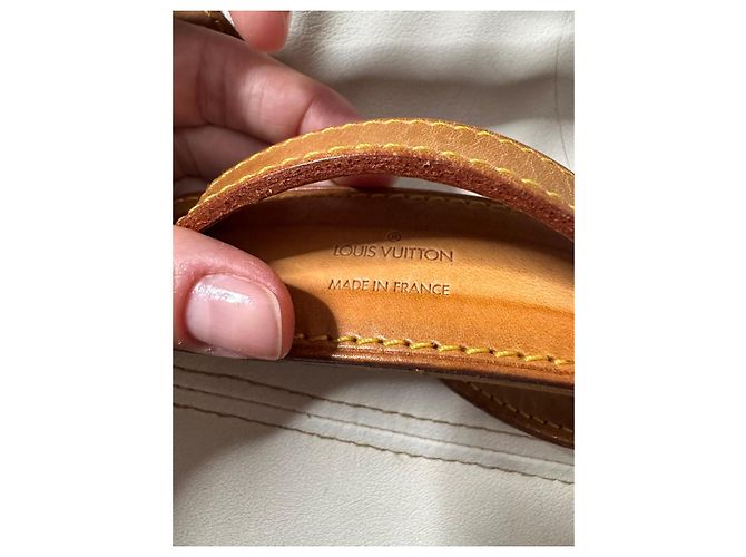 Louis Vuitton Borsa Saint Cloud GM Tela Monogram Marrone Monogramma - vista 3