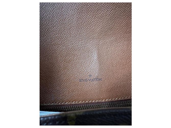 Louis Vuitton Borsa Saint Cloud GM Tela Monogram Marrone Monogramma - vista 9