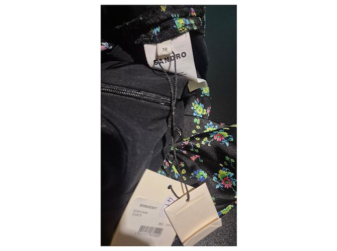 Sandro schwarzes Kleid mit Blumenmuster und Raffung Mehrfarben - Ansicht 7