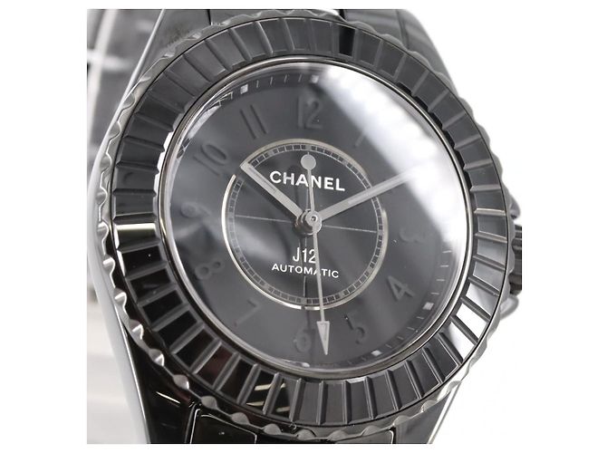 Chanel J12 Calibre 12.2 Edition 1 Ceramic Limited Uhr Schwarz - Ansicht 5