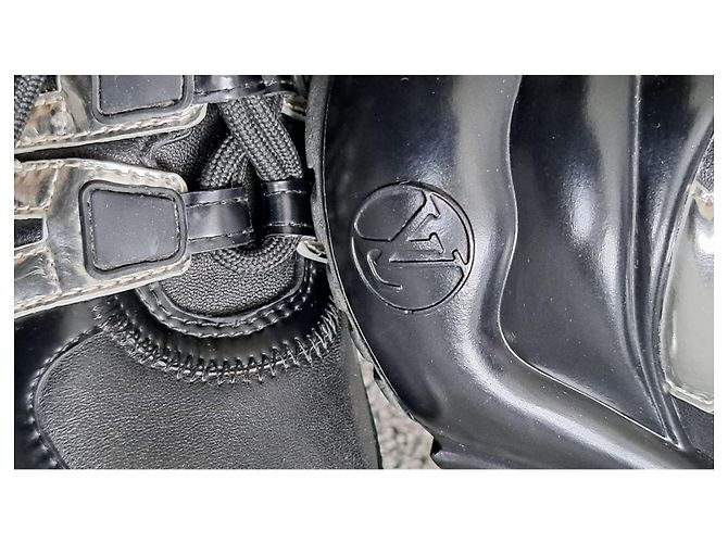 Sneakers chunky in pelle nera e argento Louis Vuitton Nero - vista 12