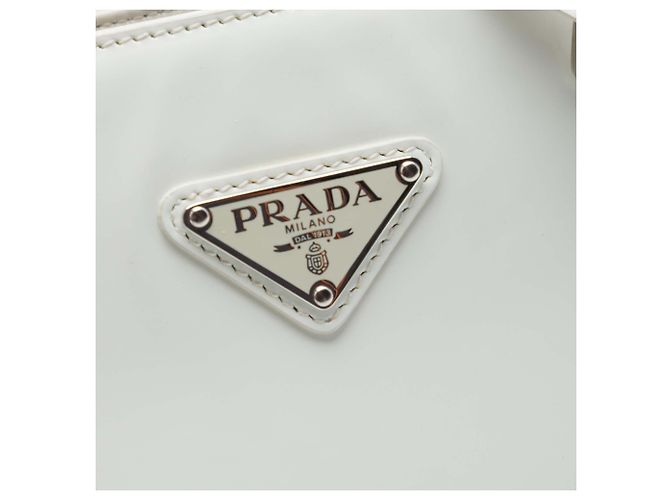 Sac à main Prada en cuir Spazzolato blanc, taille Medium - vue 5
