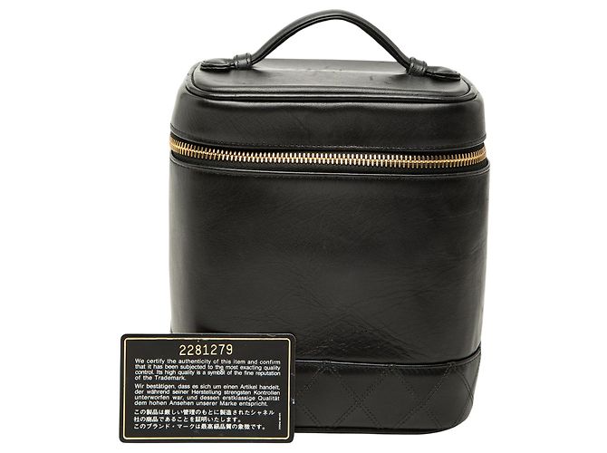Vanity Beauty case Chanel in agnello nero con CC - vista 7