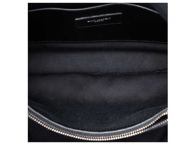 Saint Laurent West Hollywood Umhängetasche aus schwarzem Lammfell, Größe Medium - Ansicht 4