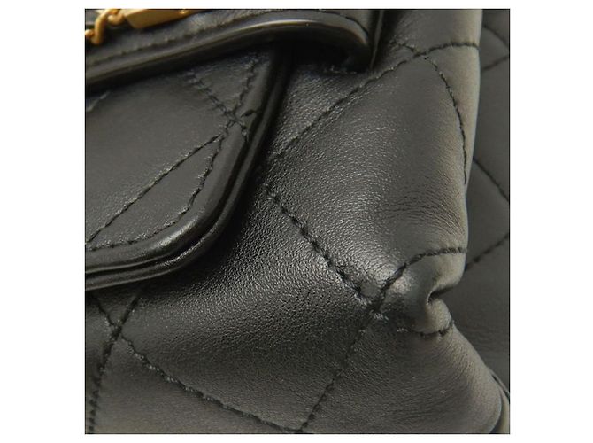 Chanel Black Medium Quilted Lambskin Logo Enchained Flap Nero - vista 16