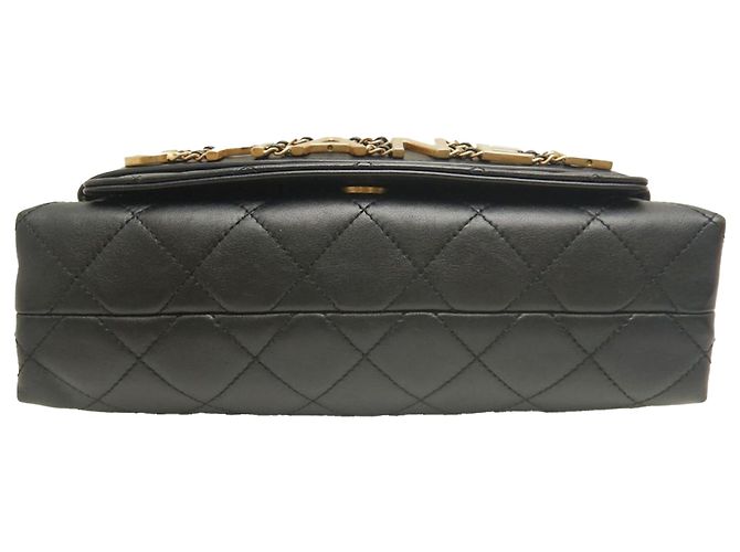 Chanel Black Medium Quilted Lambskin Logo Enchained Flap Nero - vista 2
