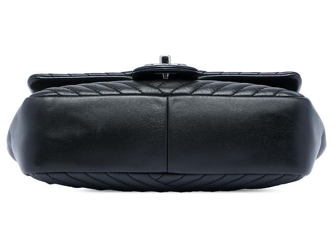 Chanel Black Small Lambskin CC Crossing Flap Nero - vista 3