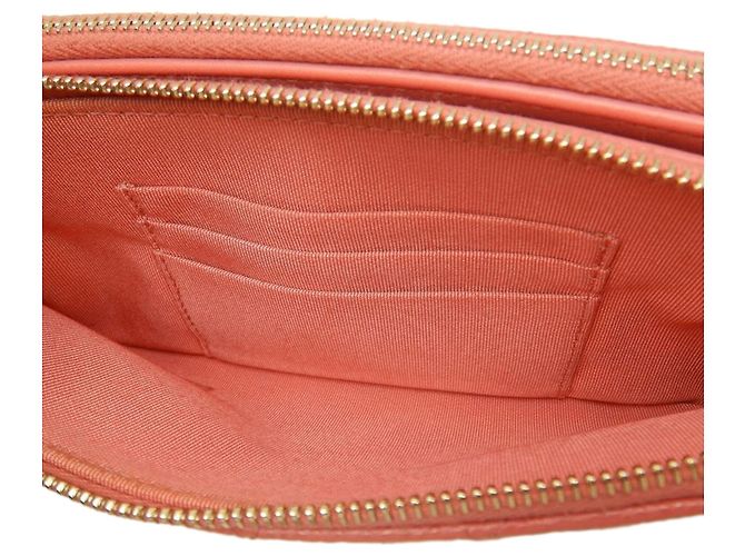 Chanel Pink CC gestepptes Caviar Double Zip Clutch mit Kette - Ansicht 6