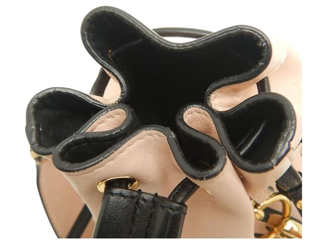 Fendi Mon Tresor Mini Eimer Tasche aus braunem Kalbsleder Fleisch - Ansicht 11