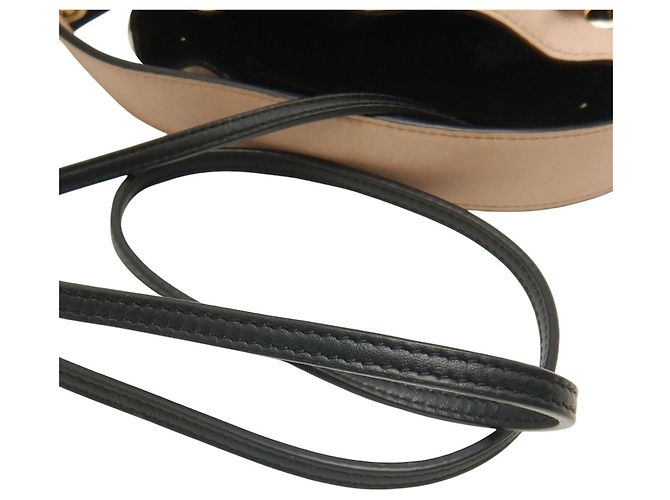 Fendi Mon Tresor Mini Eimer Tasche aus braunem Kalbsleder Fleisch - Ansicht 23