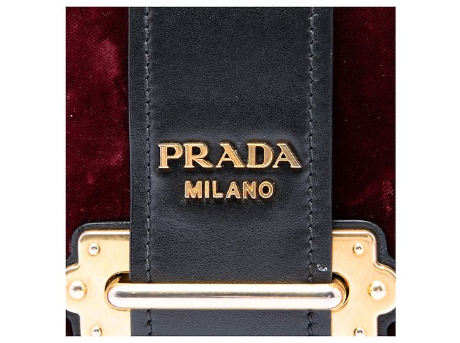 Bolso bandolera Prada Red Velvet Cahier Roja - vista 5