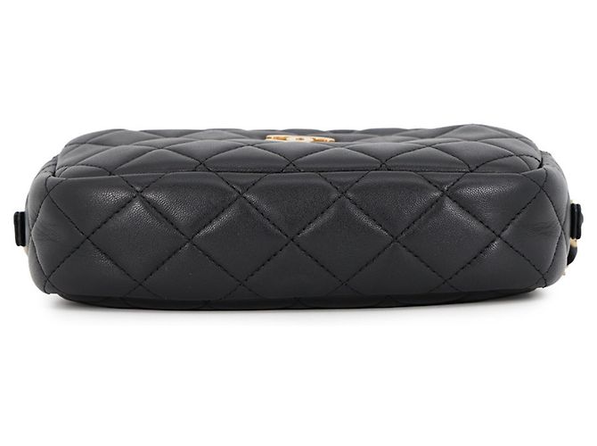 Borsa a tracolla Chanel Matelassé Chain Nero - vista 3