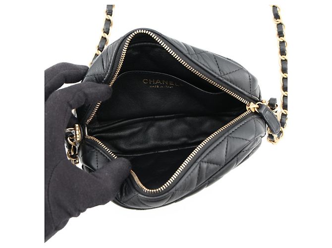 Borsa a tracolla Chanel Matelassé Chain Nero - vista 5