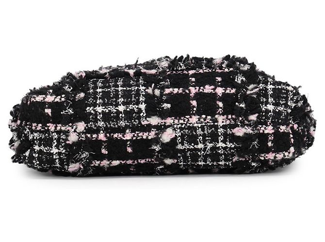 Borsa a tracolla Chanel in tweed e pelle bianco e nero - vista 3