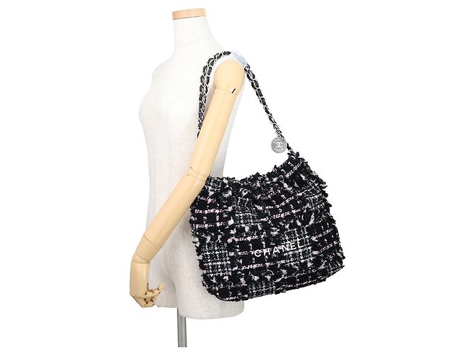 Borsa a tracolla Chanel in tweed e pelle bianco e nero - vista 4