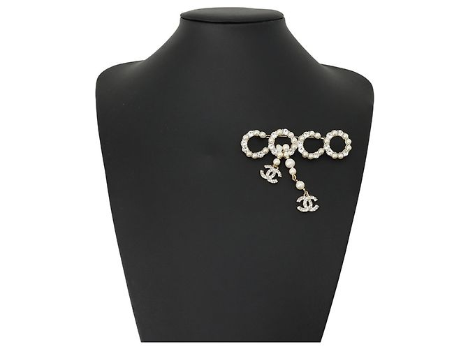 Chanel Brosche mit Coco-Logo Golden - Ansicht 4