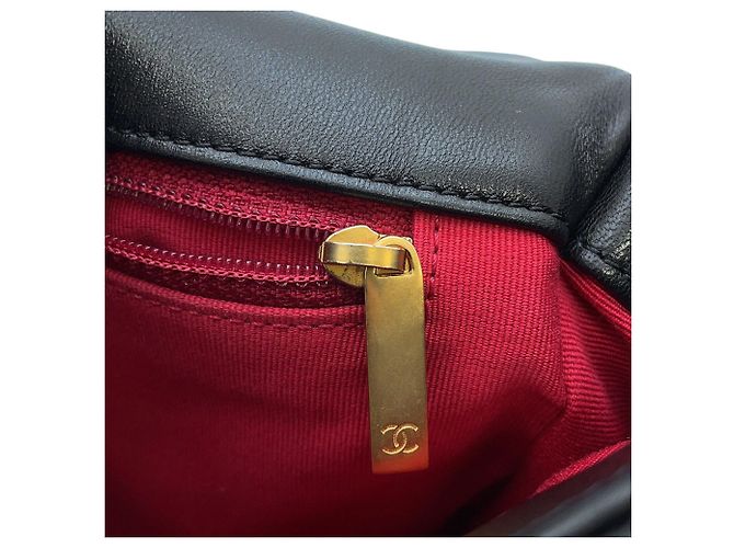 Borsa a tracolla Chanel 19 Flap in agnello Nero - vista 7