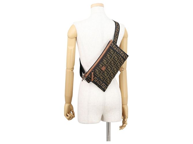 Zucca Borsa a tracolla Fendi in tela marrone - vista 5
