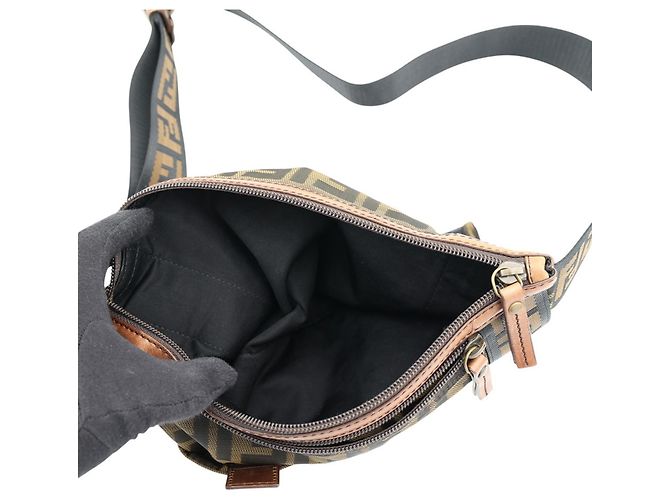 Zucca Borsa a tracolla Fendi in tela marrone - vista 6