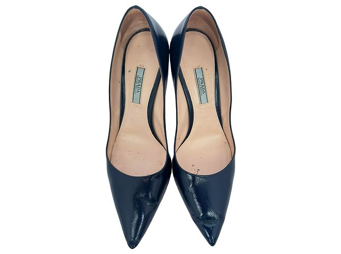 Décolleté a punta Prada in vernice blu navy - vista 5