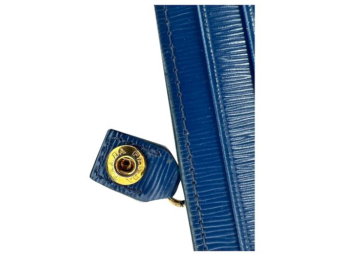 Prada Vitello Move Klappendokumentenmäppchen aus blauem Leder Hellblau - Ansicht 10