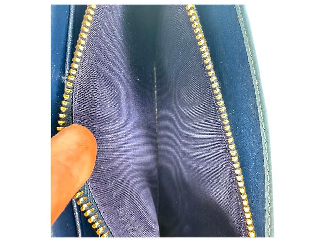 Prada Vitello Move Klappendokumentenmäppchen aus blauem Leder Hellblau - Ansicht 8