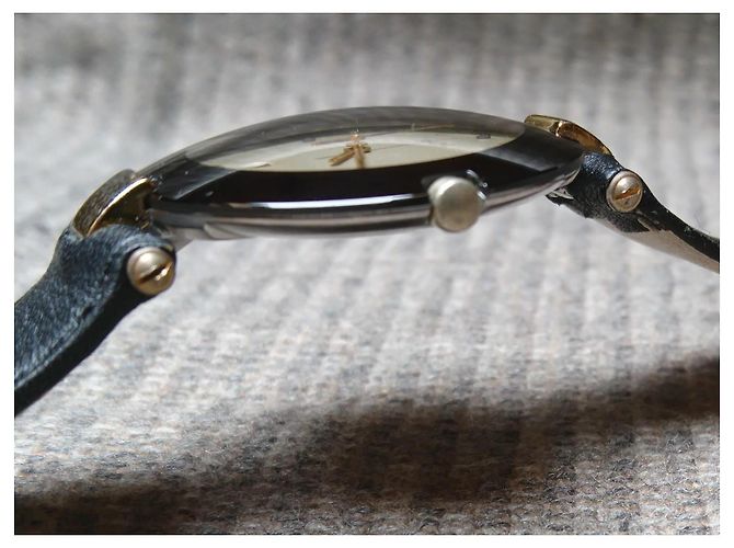 Autre Marque Relógio Quartz Rado Coupole ref. 129.4075.4 Preto Dourado - vista 5