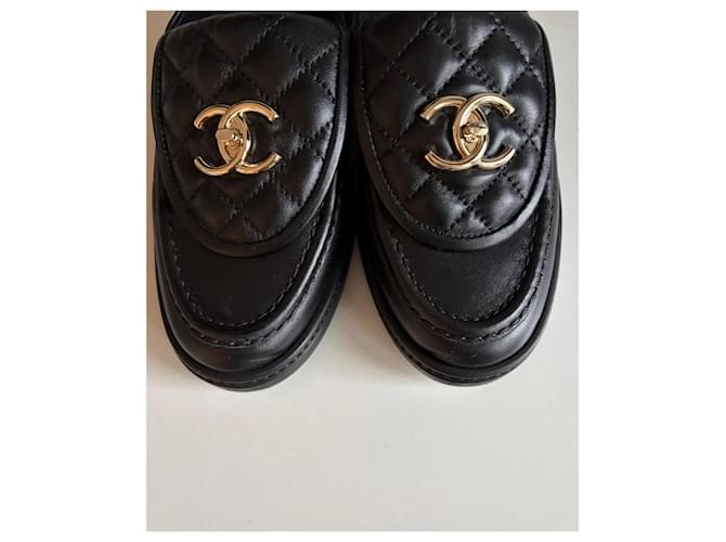 Mocassini Chanel in pelle nera trapuntata con logo CC Nero - vista 9
