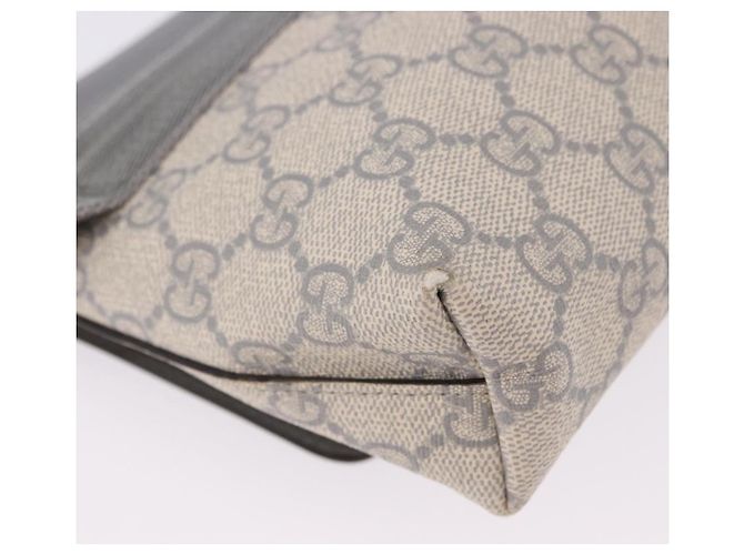 Pochete GUCCI GG Supreme em PVC Branco Prata 353435 Auth ka5268A - vista 16