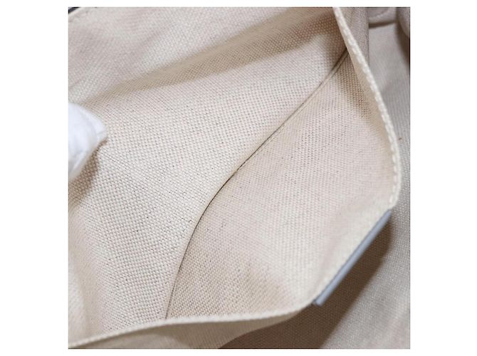 Pochete GUCCI GG Supreme em PVC Branco Prata 353435 Auth ka5268A - vista 22