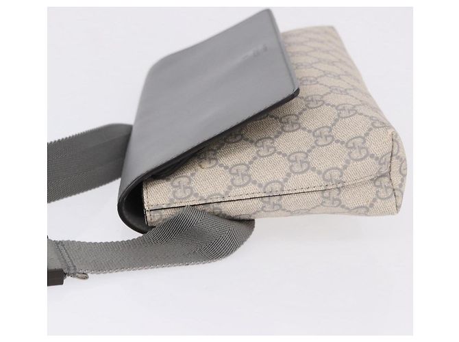 Pochete GUCCI GG Supreme em PVC Branco Prata 353435 Auth ka5268A - vista 4