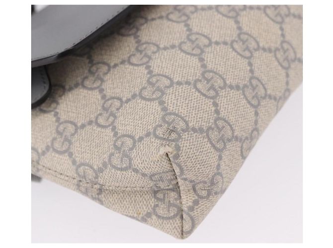 Pochete GUCCI GG Supreme em PVC Branco Prata 353435 Auth ka5268A - vista 8
