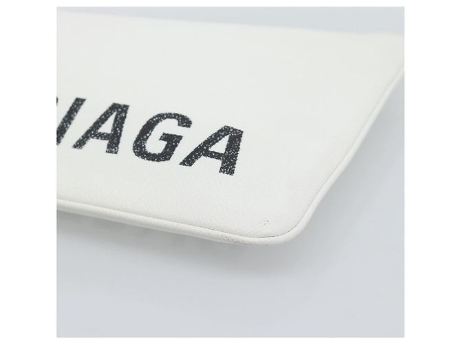 Clutch BALENCIAGA in pelle bianco argento 529313 Auth 192768 - vista 7