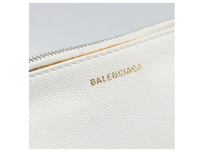 Clutch BALENCIAGA in pelle bianco argento 529313 Auth 192768 - vista 9