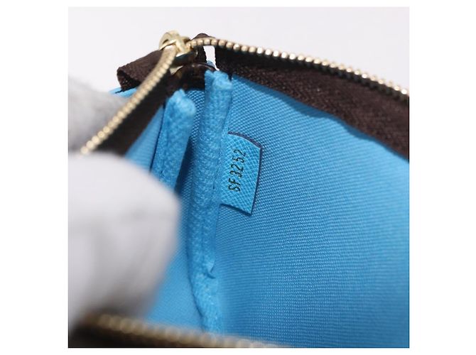 LOUIS VUITTON Vivienne Mini Pochette Accessoires Borsa M81637 Auth 191456SM Monogramma - vista 11