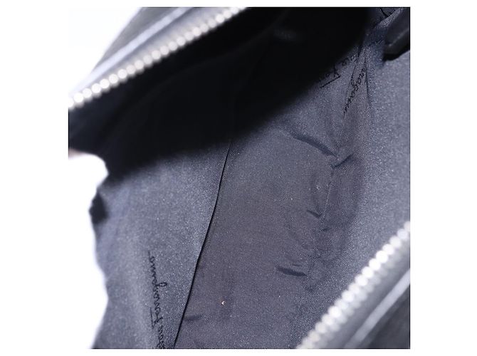 Marsupio Salvatore Ferragamo Gancini in pelle nero argento ka5295A - vista 11