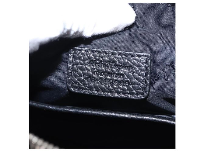 Marsupio Salvatore Ferragamo Gancini in pelle nero argento ka5295A - vista 12