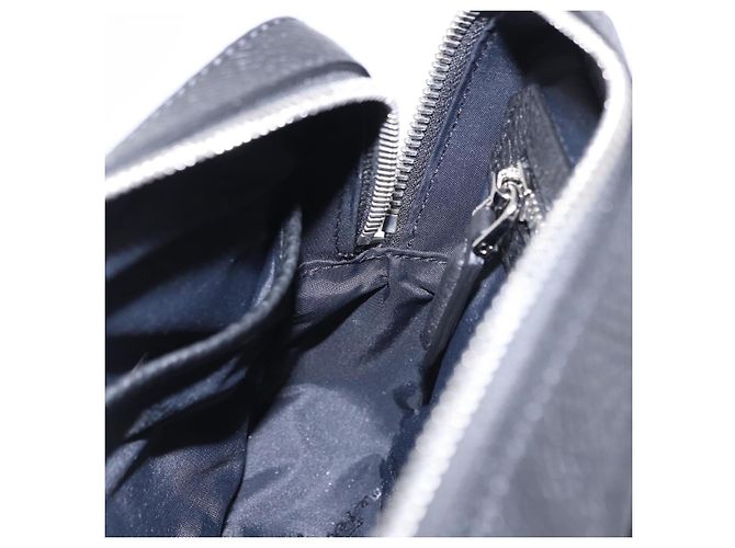 Marsupio Salvatore Ferragamo Gancini in pelle nero argento ka5295A - vista 19