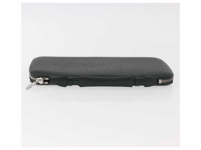 LOUIS VUITTON Organizer Taiga Atholl Travel Case Epicea M30654 LV Auth 191333A - vista 4