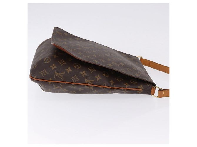 LOUIS VUITTON Bolso de Hombro Monogram Musette M51256 LV Auth BA14301 Monograma - vista 3