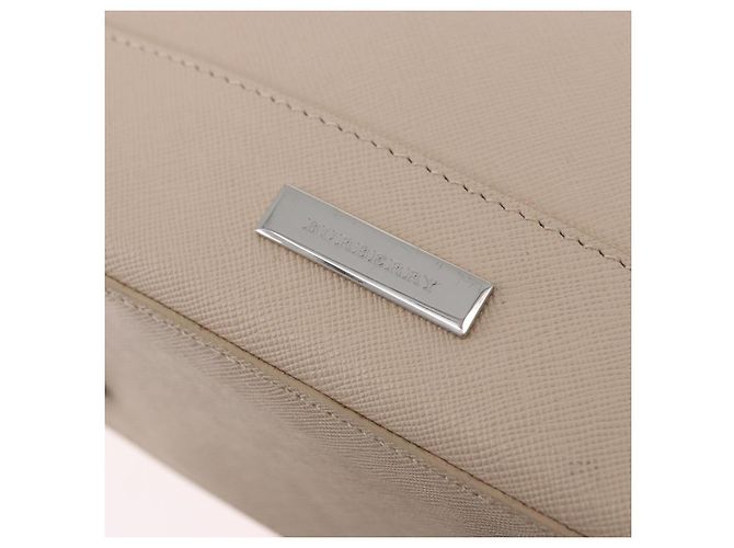 Borsa a mano BURBERRY in pelle beige argento Auth ka5220A - vista 17
