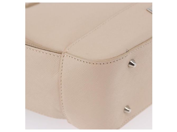 Borsa a mano BURBERRY in pelle beige argento Auth ka5220A - vista 9