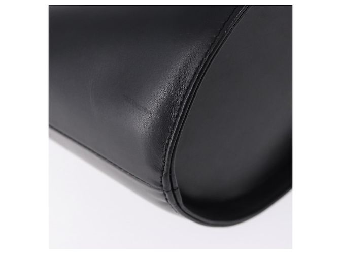 Bolsa GIVENCHY de couro preto e dourado Auth bs36233A - vista 15