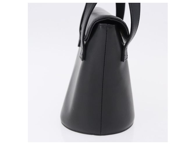 Bolsa GIVENCHY de couro preto e dourado Auth bs36233A - vista 4