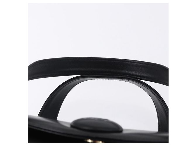 Bolsa GIVENCHY de couro preto e dourado Auth bs36233A - vista 8