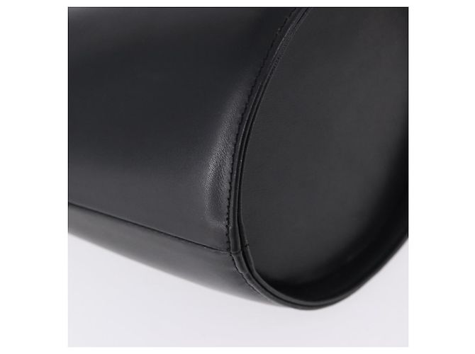 Bolsa GIVENCHY de couro preto e dourado Auth bs36233A - vista 9