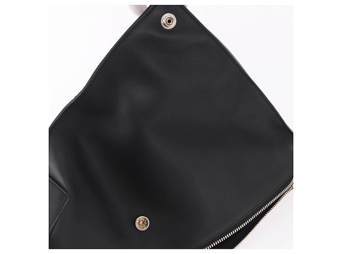 LOEWE Anton Schultertasche aus Leder Schwarz Silber Auth SW2640SM - Ansicht 23