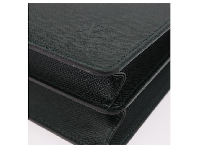 LOUIS VUITTON Taiga Serviette Moskova Business Bag Epicea M30034 LV Auth 191998 - vista 14