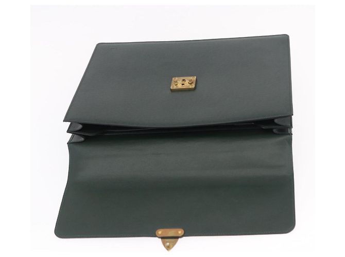 LOUIS VUITTON Taiga Serviette Moskova Business Bag Epicea M30034 LV Auth 191998 - vista 18